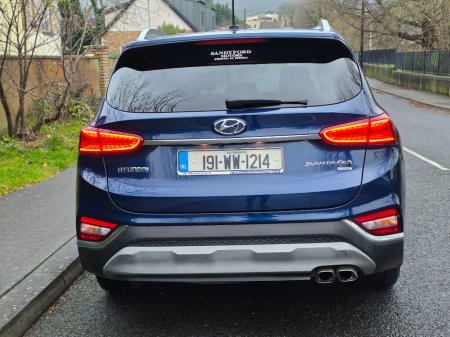 2019 Hyundai Santa Fe 4WD Executive Plus 5DR €26,950 thumbnail