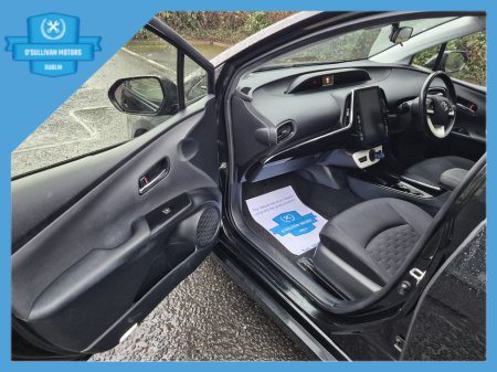 2017 Toyota Prius /2017/1.8 PETROL PLUG-IN HYBRID/AUTO €16,999 thumbnail