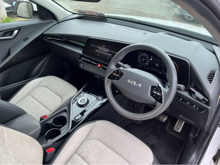 2023 Kia Niro - thumbnail 15