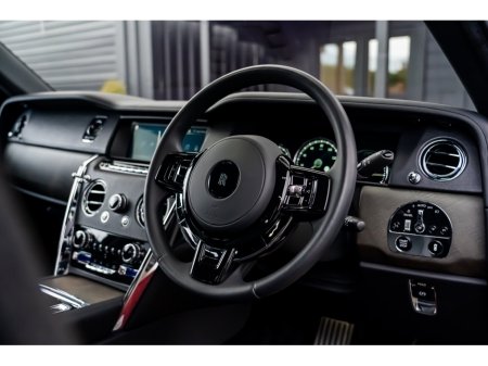 2023 Rolls-Royce Cullinan  €489,950 thumbnail