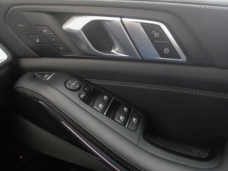 2023 BMW X5 - thumbnail 21