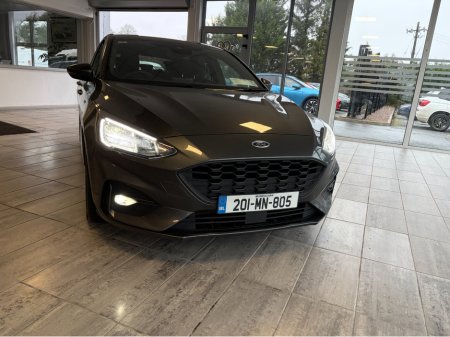 2020 Ford Focus 1.5 TDCI ST-LINE 120PS 5 5DR €17,900 thumbnail