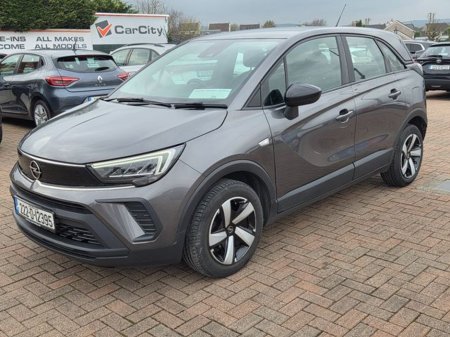 2022 Opel Crossland - view 2