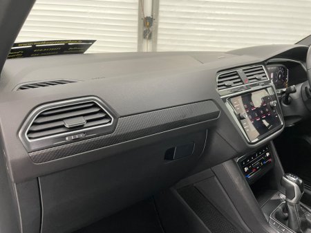 2023 Volkswagen Tiguan  €36,995 thumbnail