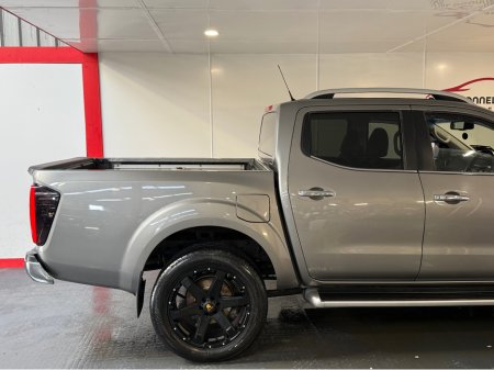 2017 Nissan Navara 2.3 DCI TEKNA 4DR AUTO €19,950 thumbnail