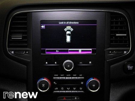 2020 Renault Megane 1.5 Blue dCi 115 Iconic €19,390 thumbnail