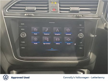 2023 Volkswagen Tiguan 2.0 TDI 150HP R-Line DSG €45,850 thumbnail