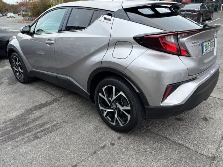 2022 Toyota C-HR 1.8 HYBRID SPORT BITONE €22,950 thumbnail