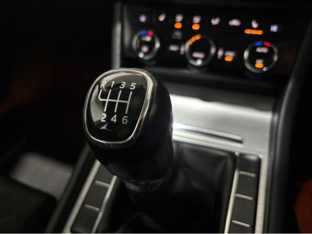 2020 Skoda Superb STYLE ESTATE 2.0 TDI 150HP 4DR €14,950 thumbnail