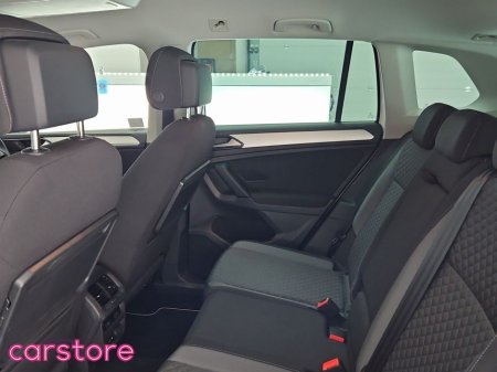 2018 Volkswagen Tiguan - thumbnail 13