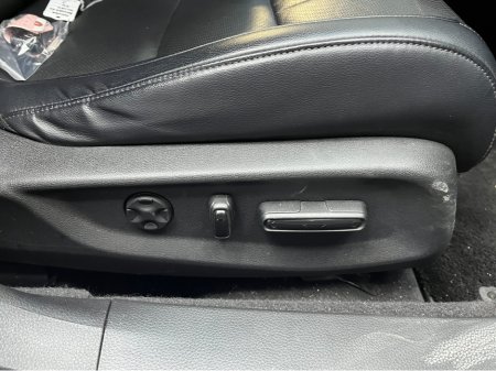 2020 Honda Accord 2020 HONDA ACCORD EX 2.0 AUTOMATIC / CRUISE CONTROL / REVERSE CAMERA / ELECTRIC MEMORY & HEATED SEATS / PADDLE SHIFTERS / HEATED REAR SEATS thumbnail