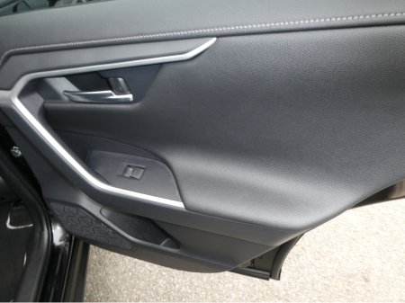 2025 Toyota Rav4 - thumbnail 24