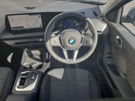 2026 BMW 1 Series - thumbnail 5