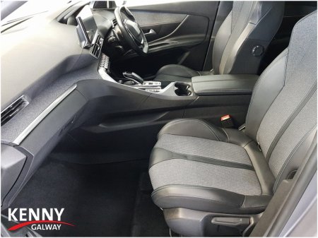 2022 Peugeot 3008 - thumbnail 9