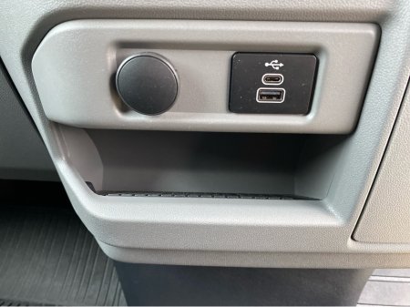 2025 Ford Transit Custom - thumbnail 18