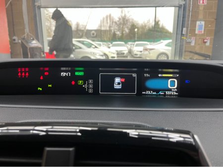 2022 Toyota Prius - thumbnail 18