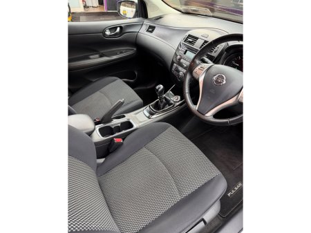 2015 Nissan Pulsar - thumbnail 9