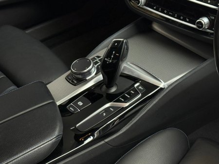 2018 BMW 5 Series 530E M SPORT €25,990 thumbnail