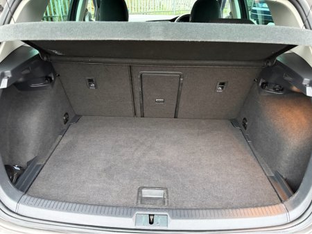 2017 Volkswagen Golf ALLSTAR 1.6 TDI MANUAL 5SPEED 110 5 5DR €15,950 thumbnail