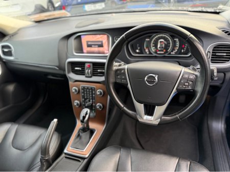 2018 Volvo V40 D4 INSCRIPTION - 2.0L DIESEL - AUTO - 12M WARRANTY - CAR: 1615 €14,950 thumbnail