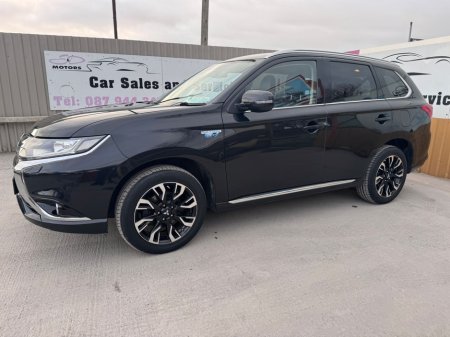 2016 Mitsubishi Outlander - thumbnail 9