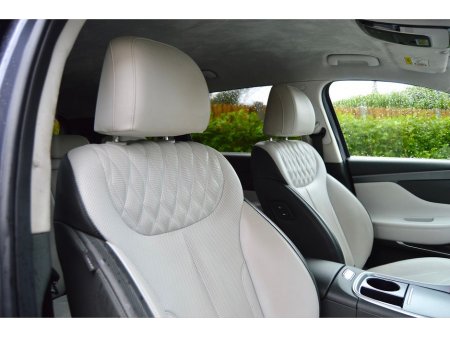 2022 Hyundai Santa Fe 1.6 PHEV 4WD Executive Plus Auto €43,995 thumbnail
