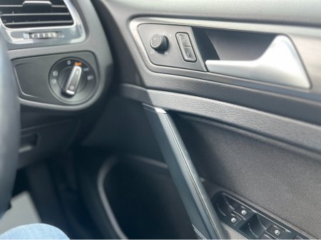 2020 Volkswagen Golf MATCH EDITION 1.5 TSI EVO, MANUAL, 2 YEAR NCT, LOW TAX, LOW INSURANCE €18,995 thumbnail