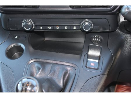 2021 Citroen Berlingo  €13,500 thumbnail