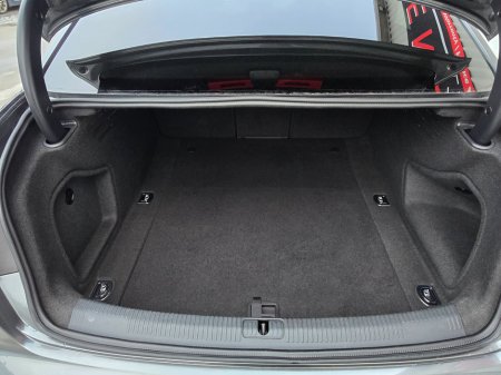 2015 Audi A4 - thumbnail 18