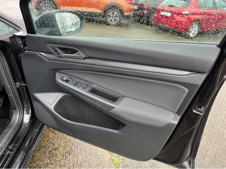 2021 Volkswagen Golf - thumbnail 12