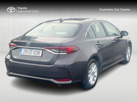 2023 Toyota Corolla - thumbnail 2