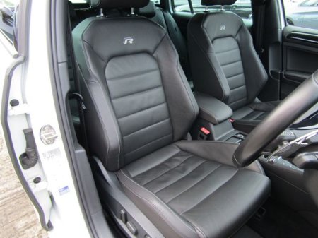 2015 Volkswagen Golf GOLF R ESTATE AWD 5DR Auto €21,950 thumbnail