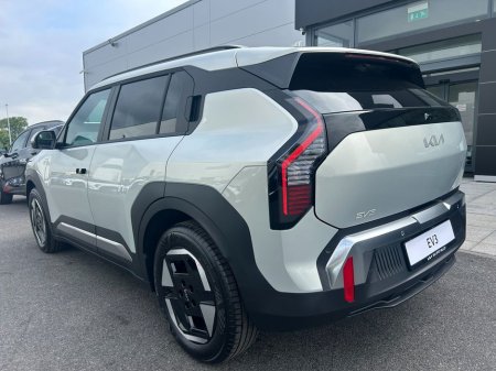 2026 Kia EV3 Earth 2 (605km range) (0% Finance available) €42,350