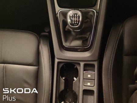2023 Skoda Octavia - thumbnail 24