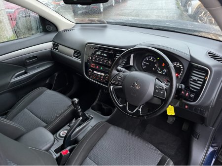 2016 Mitsubishi Outlander 4WD 2 SEAT COMMERCIAL 2.4 DIESEL //NO VAT// €10,950 thumbnail