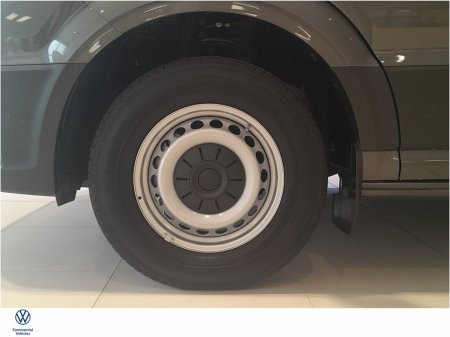 2026 Volkswagen Crafter 30 Highline MWB 140BHP €40,468 thumbnail