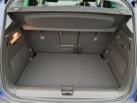 2022 Opel Crossland ULTIMATE 1.2TURBO 110BHP **LEATHER/SUEDE INTERIOR** €19,950 thumbnail