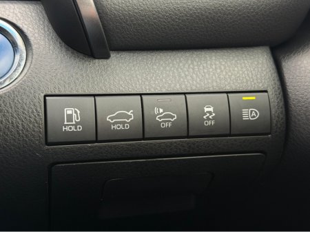 2020 Toyota Camry TOYOTA CAMRY G SPEC- LEATHER PACK 2.5 HYBRID €24,950 thumbnail