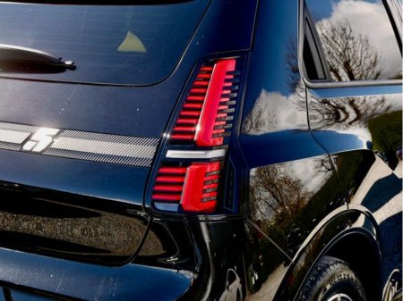 2025 Renault 5 - thumbnail 13