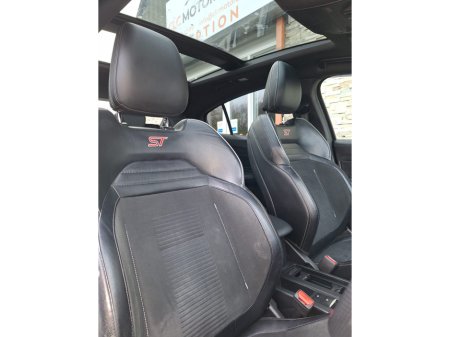 2020 Ford Focus 2.3 EcoBoost 280PS ST 2 €27,950 thumbnail