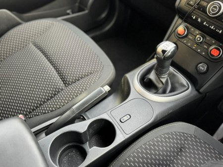 2010 Nissan Qashqai 1.6 TOP SPEC LOW KMS €3,499 thumbnail