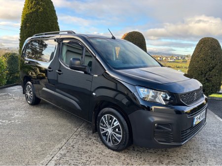 2023 Peugeot Partner ACTIVE PLUS 1.5 BLUE  LWB €17,950 thumbnail