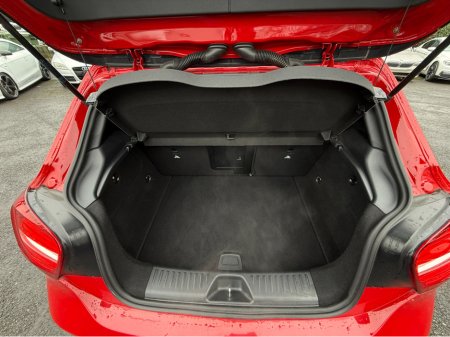 2015 Mercedes-Benz A Class - thumbnail 5