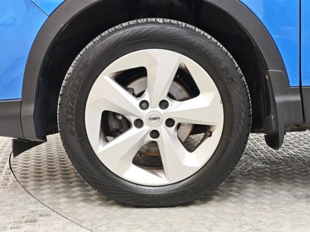 2019 Nissan Qashqai - thumbnail 17