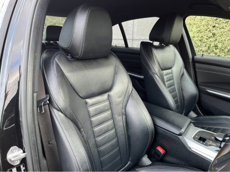 2019 BMW 3 Series 330e M-SPORT AUTOMATIC 2.0 PETROL PLUG IN HYBRID //REVERSE CAMERA//SAT NAV//FULL LEATHER HEATED SEATS// €26,950 thumbnail