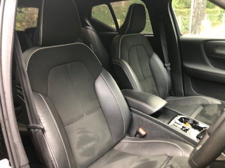 2021 Volvo XC40 - thumbnail 14