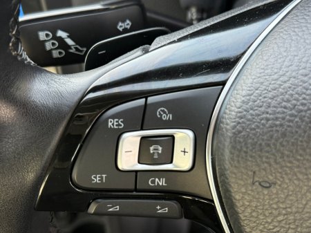 2015 Volkswagen Polo  €12,390 thumbnail