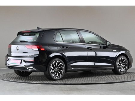 2023 Volkswagen Golf 1.5 ETSI STYLE MHEV 130BHP*IRISH CAR*ALLOYS* REVERSE CAMERA €28,890 thumbnail