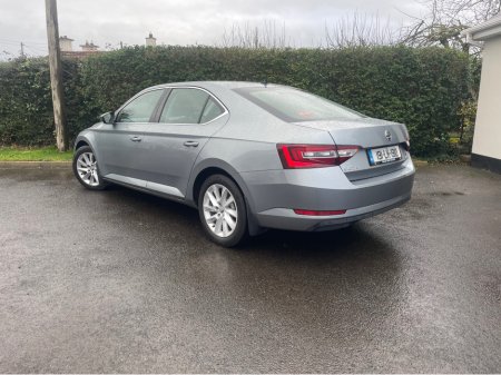 2019 Skoda Superb STYLE 2.0 TDI 150HP DSG 4DR AUTO thumbnail