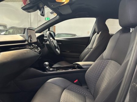 2023 Toyota C-HR - photo 6